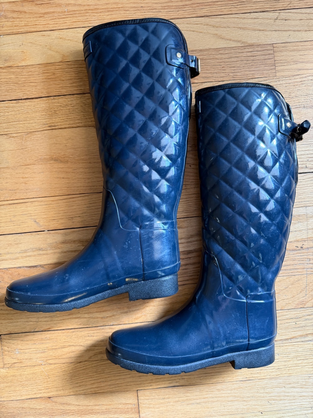 Hunter Navy Quilted Rain Boot Detail with White Stripes Size 8 - Picture 2 of 9